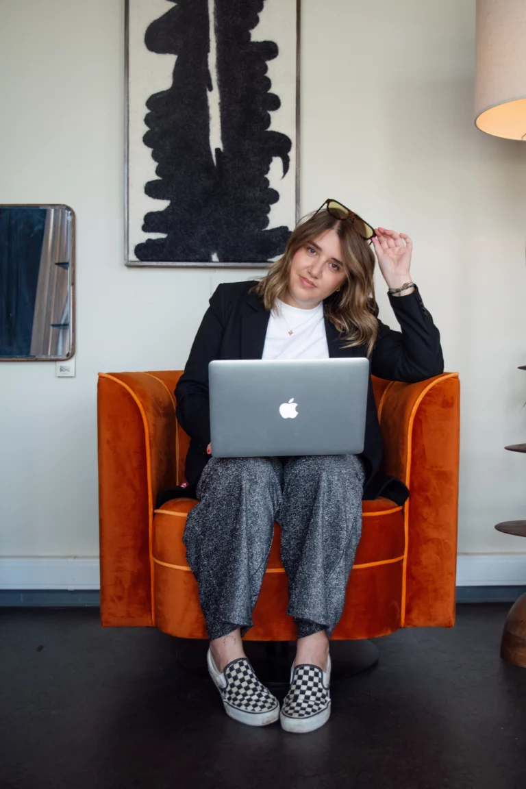 Yasémin Tuzkan Community Manager Instagram des Entrepreneuses